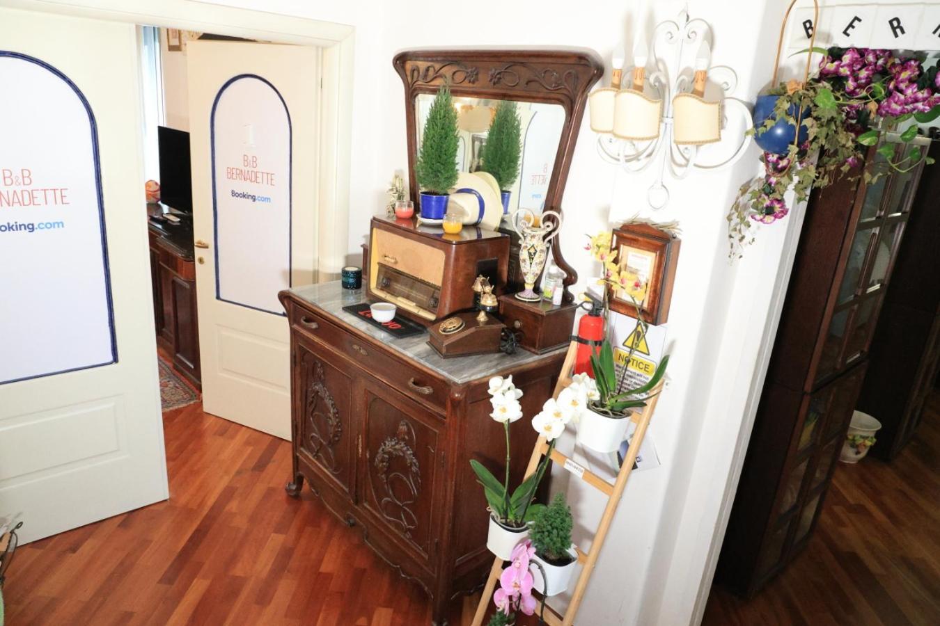 Bernadette Bed and Breakfast Napels Buitenkant foto